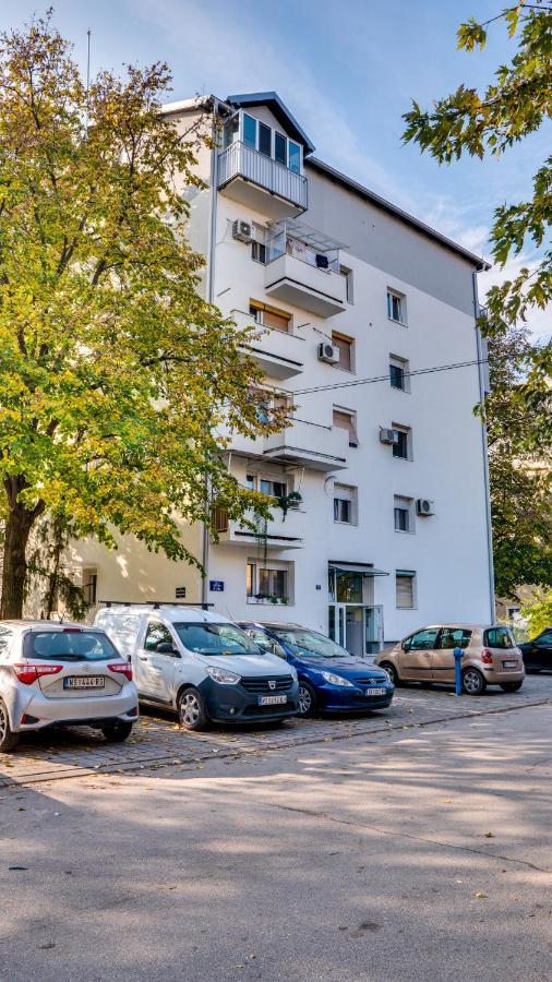 Spa Apartment Yang - Hot Tub, Sauna, Spa Novi Sad Exterior foto