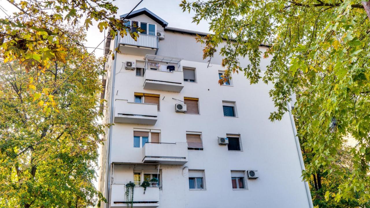 Spa Apartment Yang - Hot Tub, Sauna, Spa Novi Sad Exterior foto